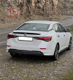 نیسان سێنترا